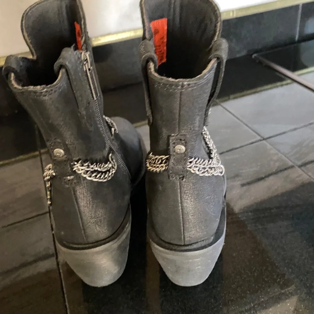 Harley-Davidson - Picture 7 of 11